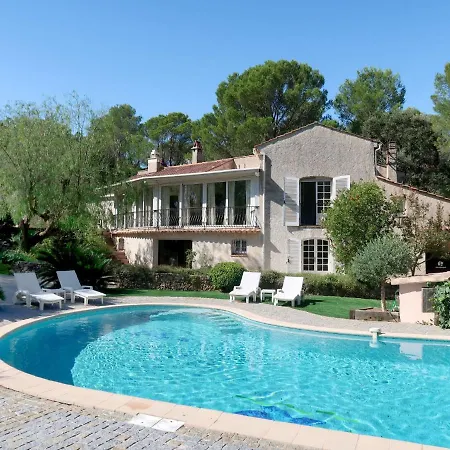 Holiday home Le Murier - Fre100 By Interhome